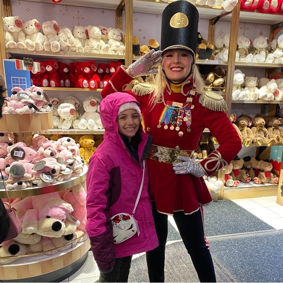 Lands' End Insulated Pink and Burgundy Puffer Jacket - Picture 2 of 12